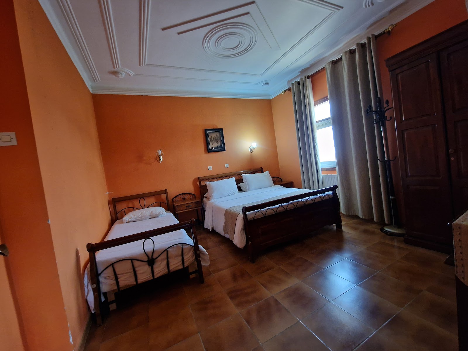 Chambre Triple — Dar Tlidjene — Ain Taya